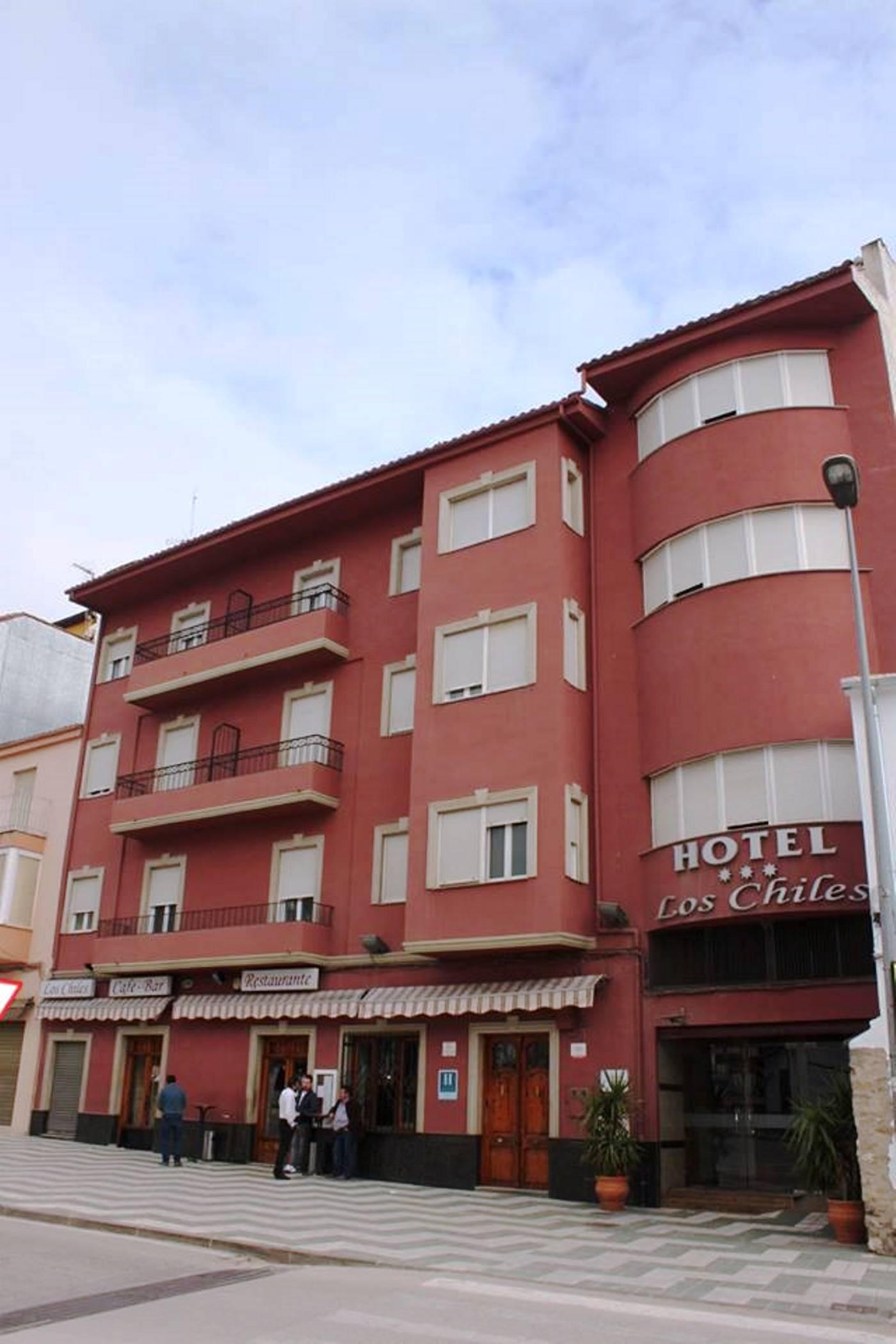 Hotel Los Chiles Вільянуева-дель-Арсобіспо Екстер'єр фото